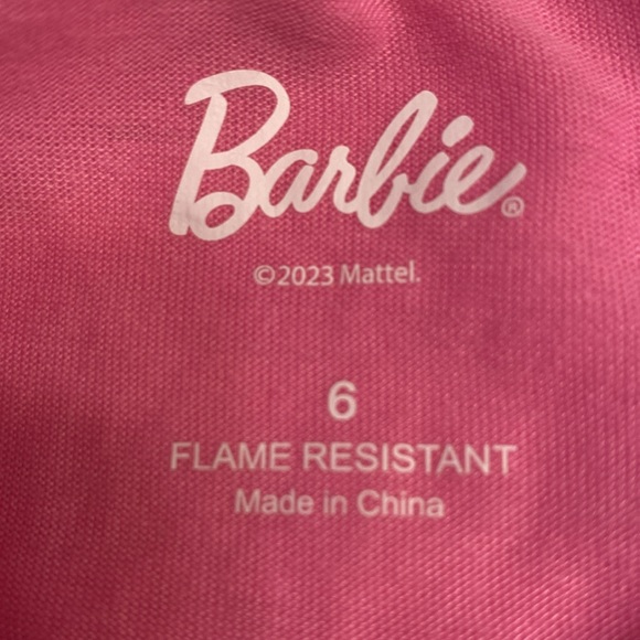 Barbie pajama and bath set size 6 - Picture 3 of 11